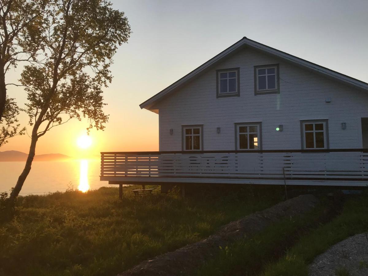 Heggelund Villa Svensby Buitenkant foto