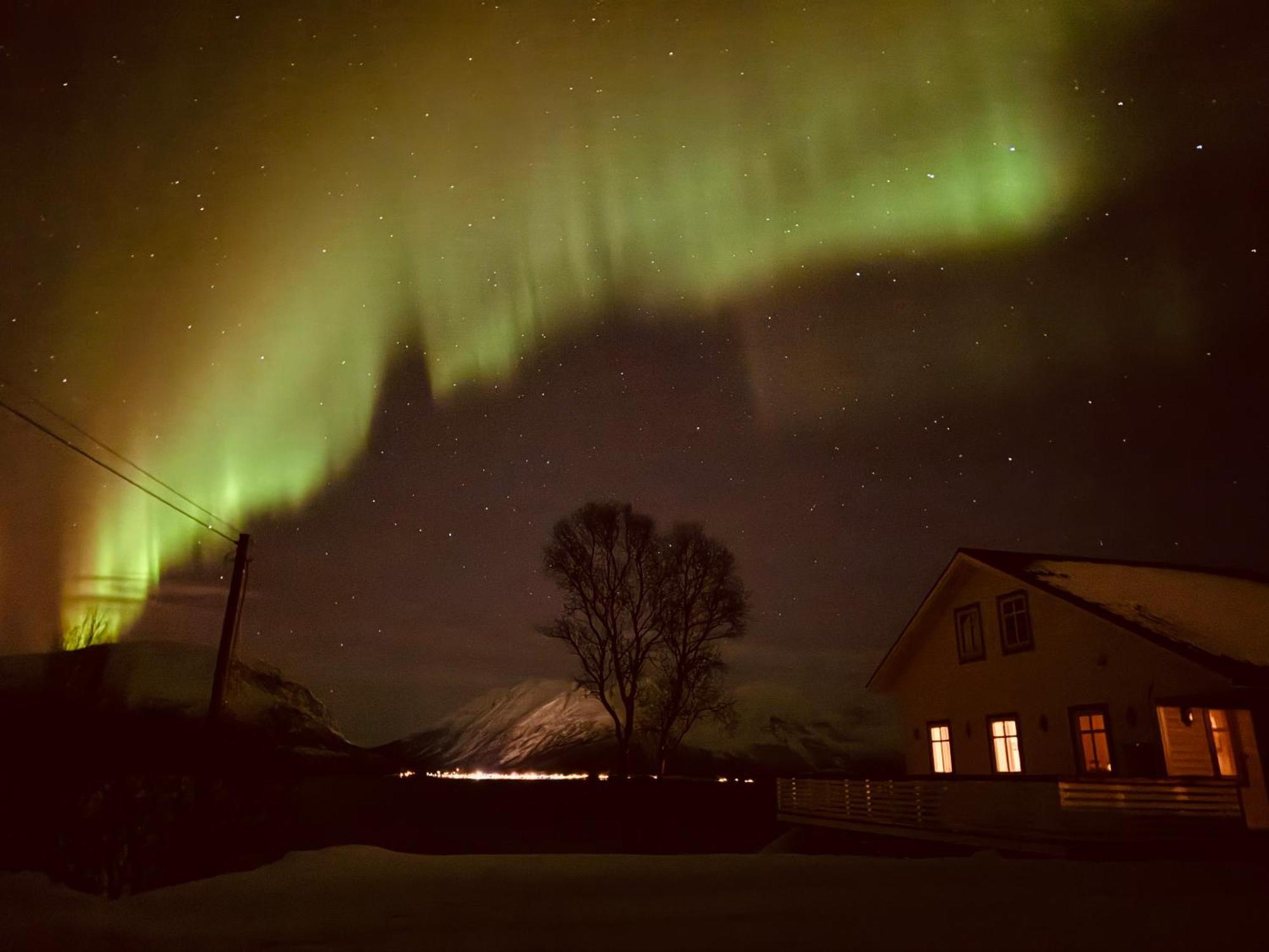 Heggelund Villa Svensby Buitenkant foto